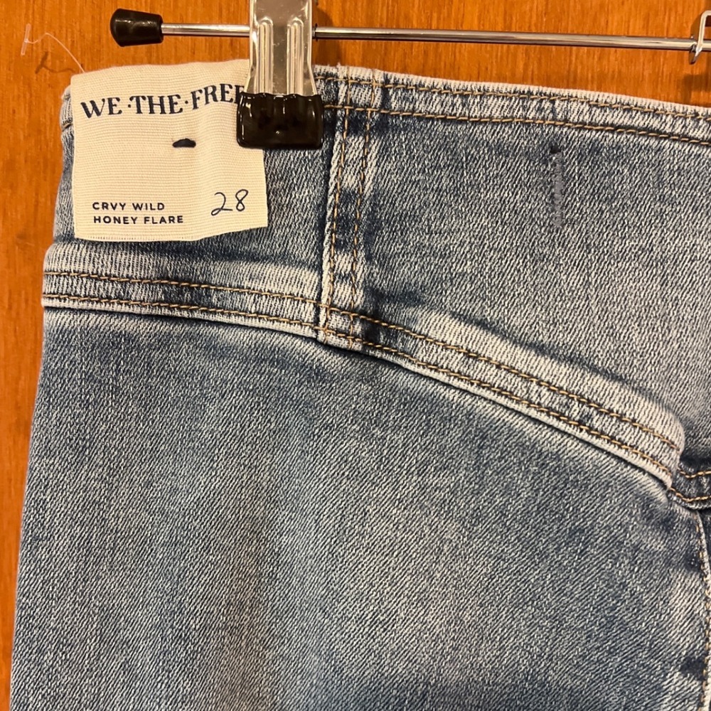 We The Free CRVY Wild Honey Flare jeans 28 raw‎ hem long - Picture 7 of 12